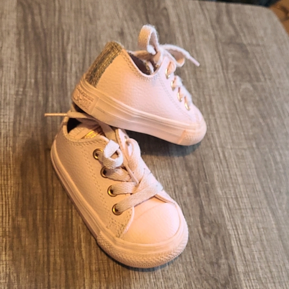 Pale pink and rose gold baby girl converse.